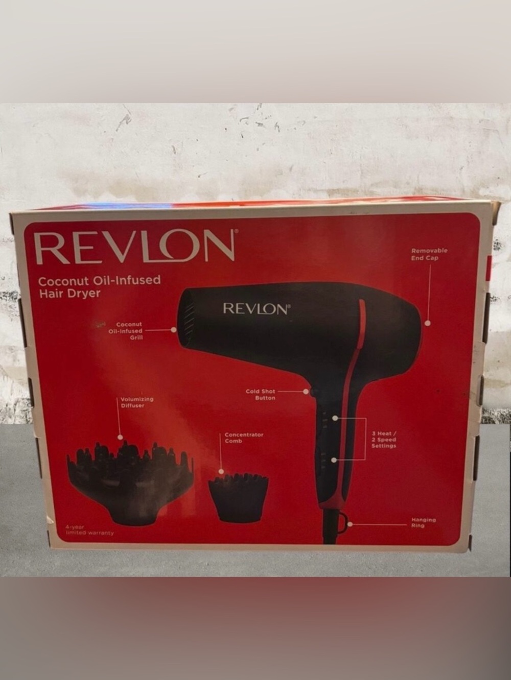 Revlon Smoothstay Coconut Oil-Infused Hair Dryer, never have another frizzy day - Picture 5 of 7
